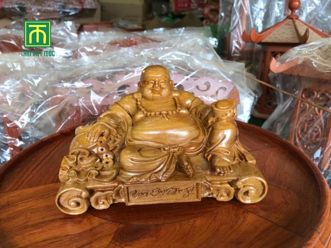 Đặt tượng Phật di lặc trong nhà thu hút tài lộc