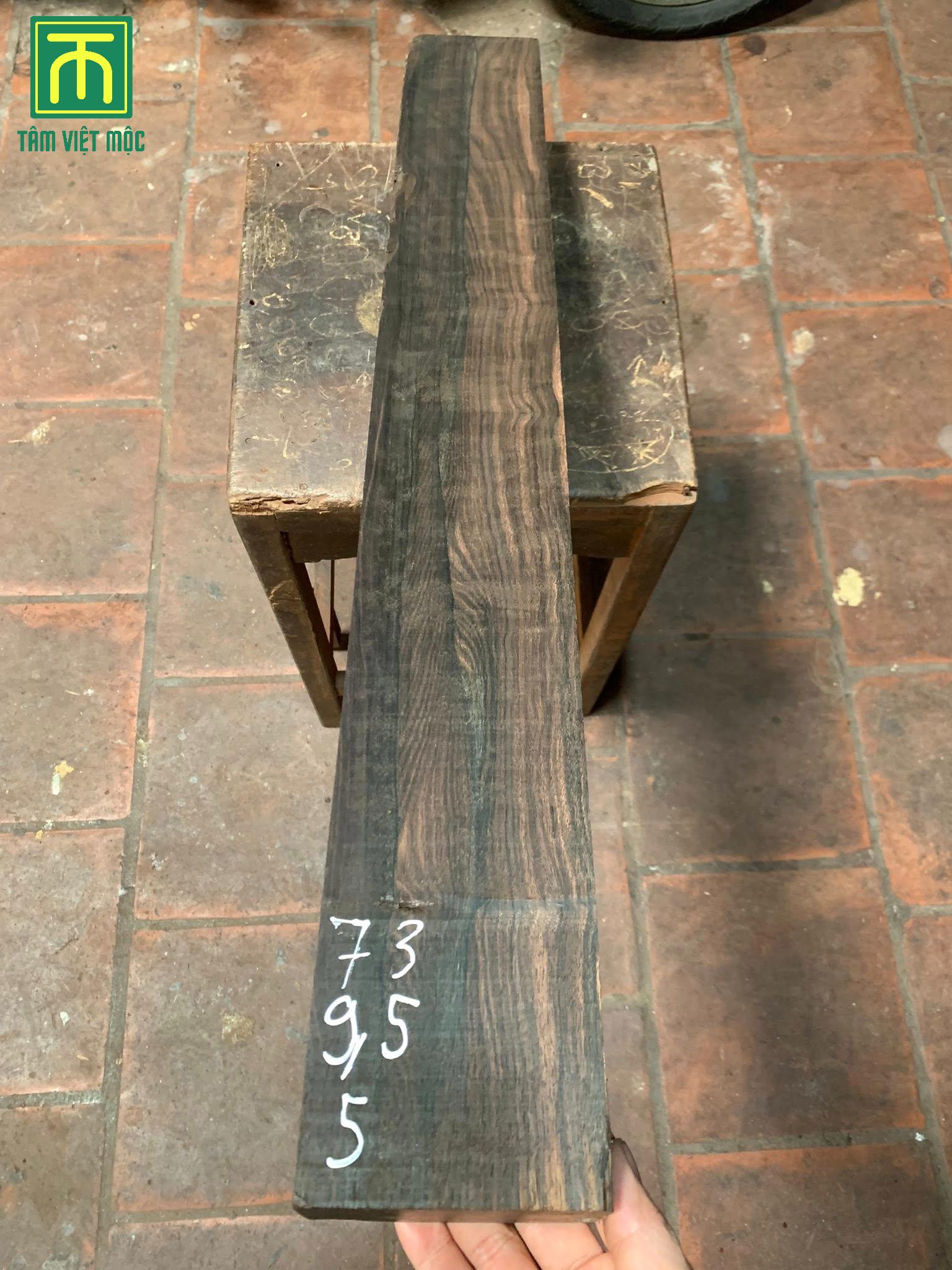 Gỗ mun thuộc dòng gỗ quý hiếm với giá trị cao