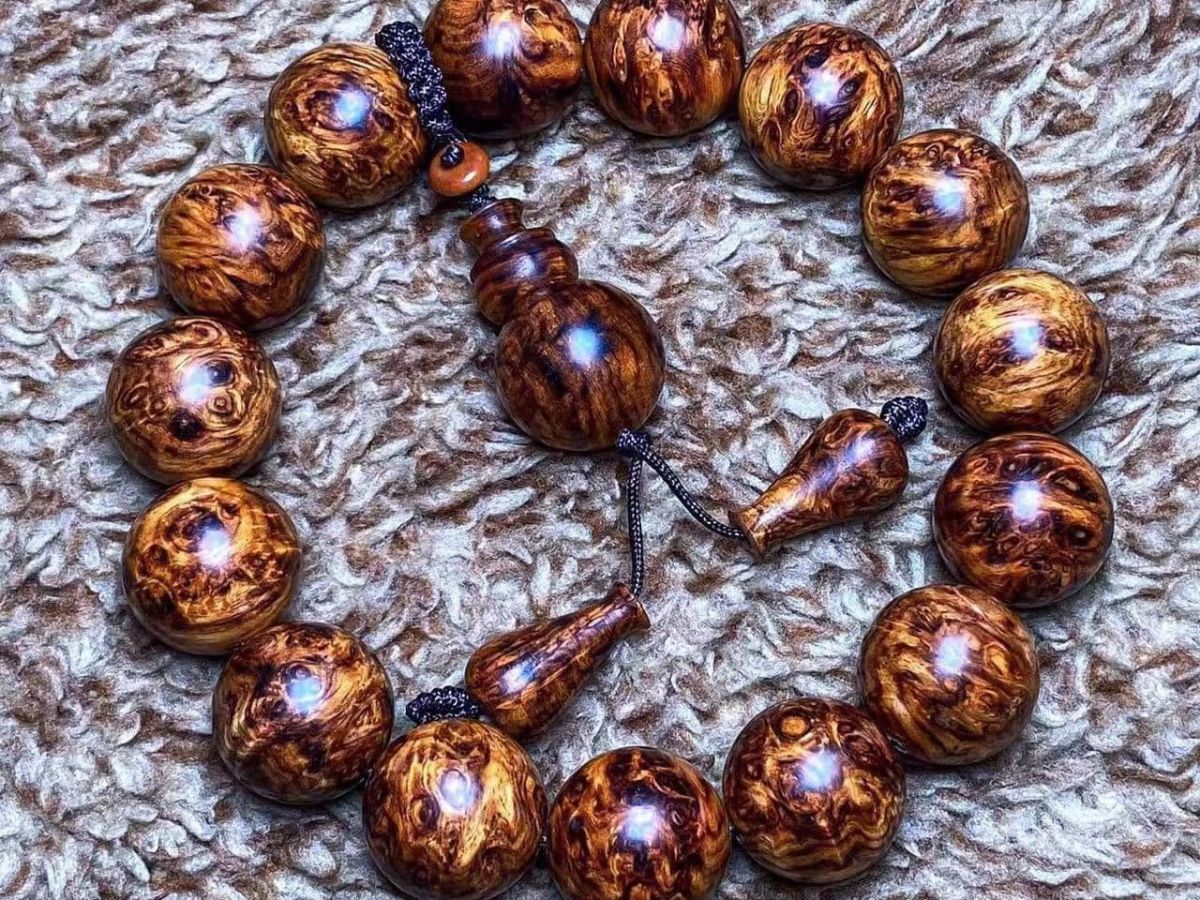 Vòng tay gỗ nu sưa (Nguồn: Sưu tầm)