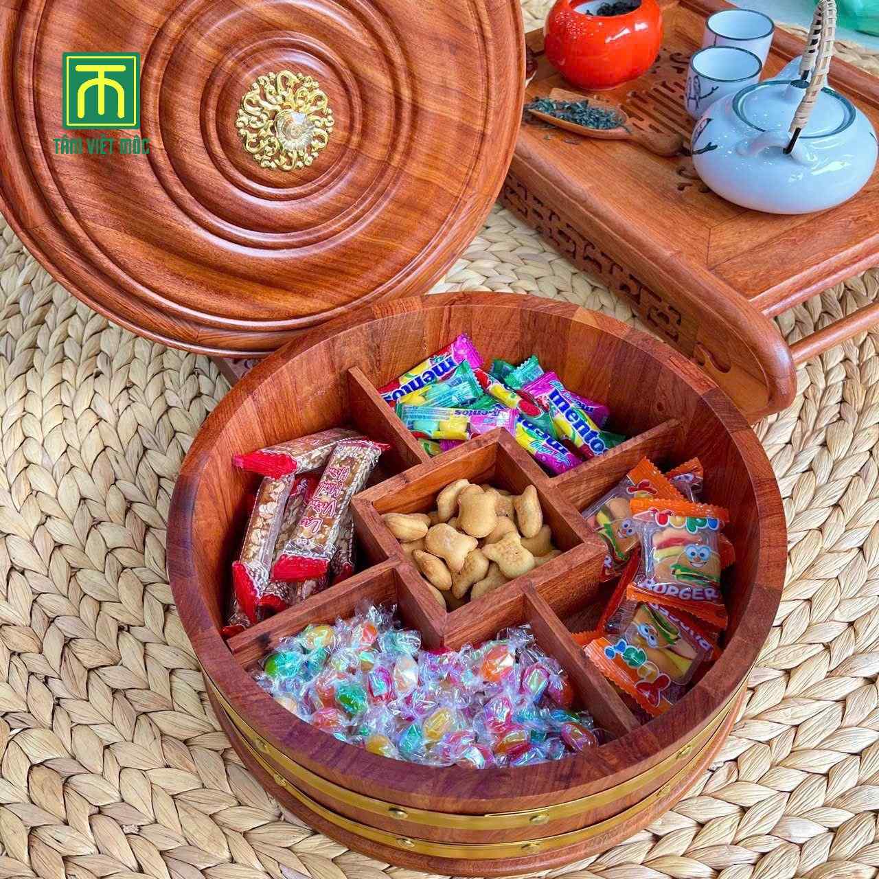 Mẫu khay đựng bánh kẹo bằng gỗ đẹp