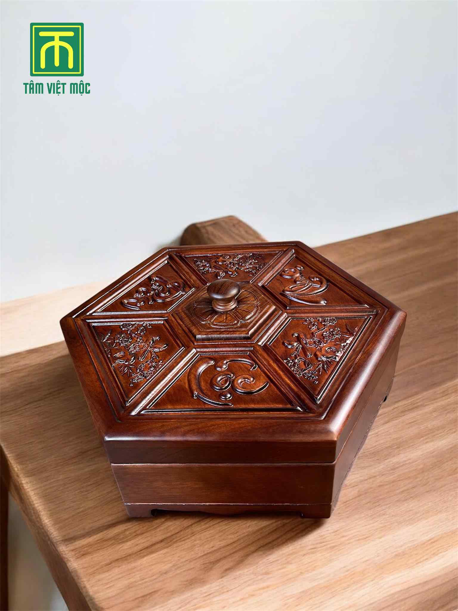 Khay bánh kẹo phân khúc cao cấp