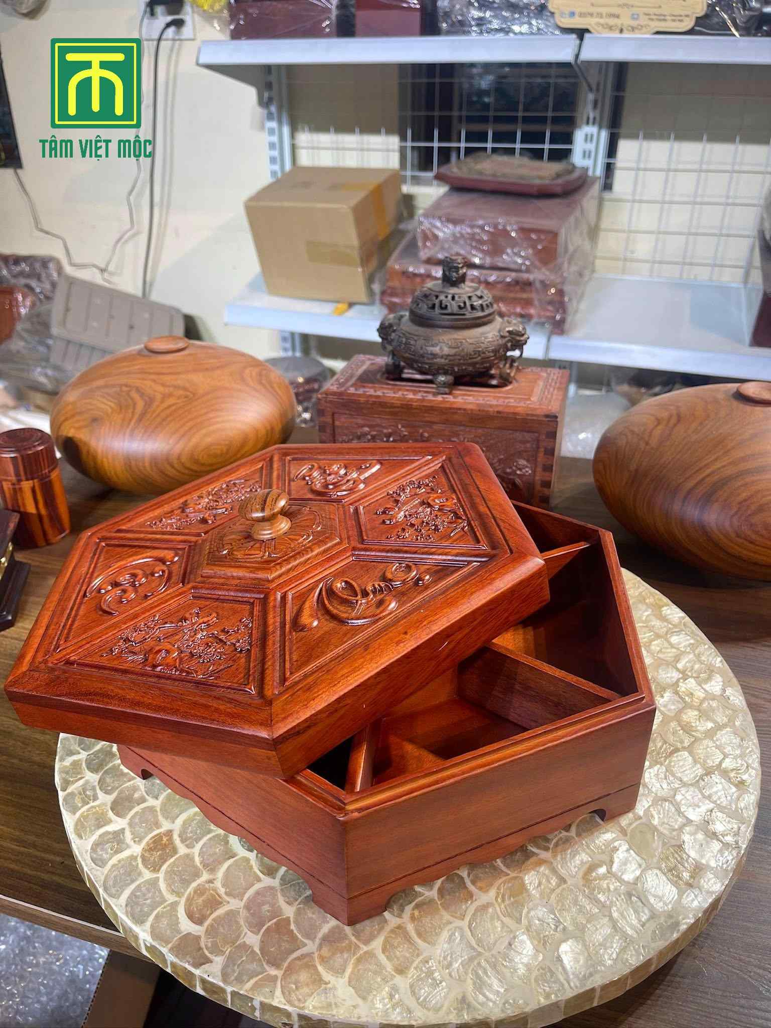 Mẫu khay gỗ đựng bánh kẹo khắc chữ phúc lộc thọ