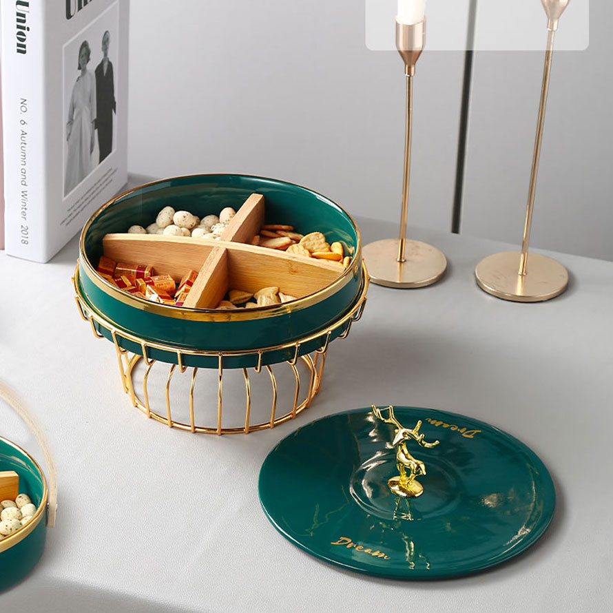 Mẫu khay mứt Tết bằng sứ sang trọng