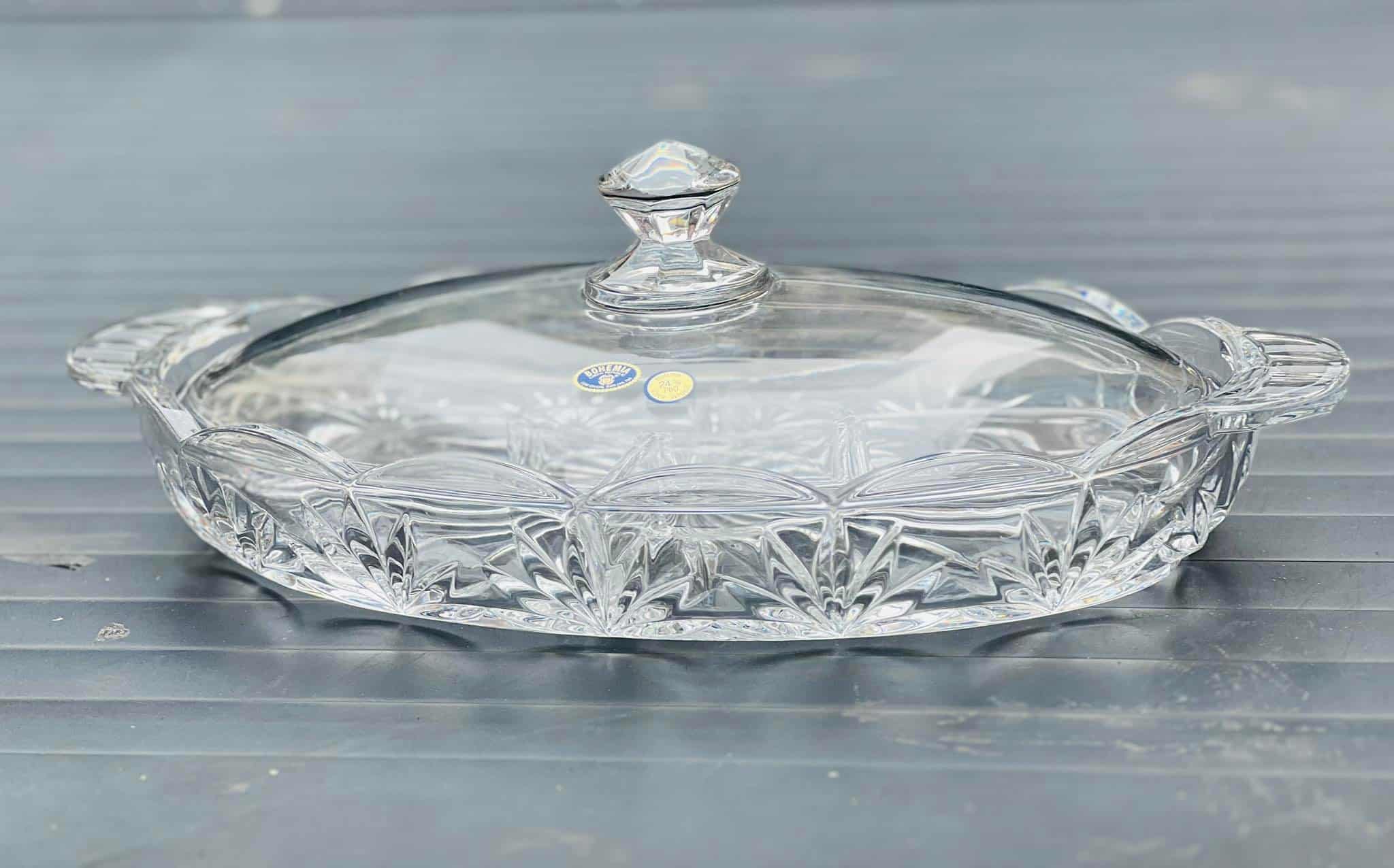 Mẫu khay đựng mứt Tết bằng thủy tinh