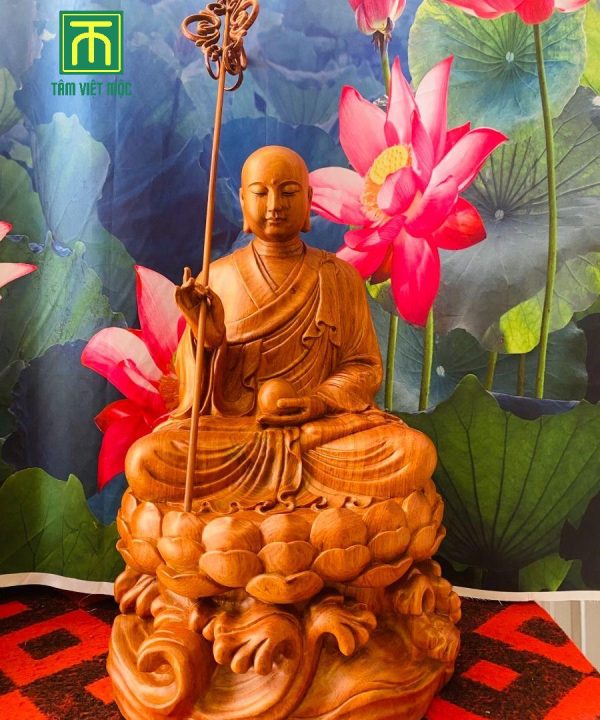 Tượng địa tạng vương bồ tát tọa thiền đài sen gỗ hương đá cao 55 ngang 32 sâu 32